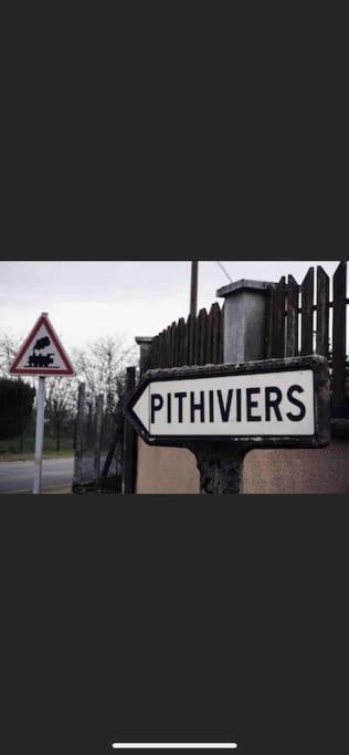 F2 Rez de Chaussée Ô meublé de Pithiviers Exterior foto